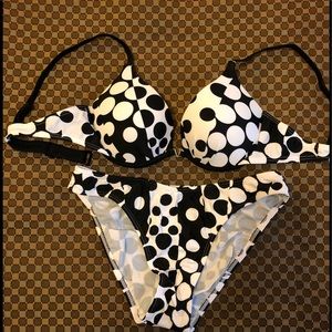 Venus bikini